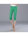 Skinny kobiet Capris spodnie jeansowe kobieta kolano długość Stretch Slim spodenki dżinsowe kobiety cukierki kolor lato Denim sp