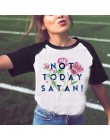Śmieszne Halloween koszula szatan w stylu Vintage kobiety Tshirt przez wzywania demonów koszulki z nadrukami topy Harajuku lato 