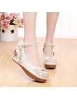 Kobiety płótno wysokość zwiększenie pasek na kostkę wiosna jesień buty chiny styl w stylu Vintage haftuje kliny obcasy pani buty