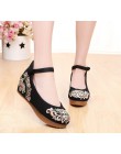 Kobiety płótno wysokość zwiększenie pasek na kostkę wiosna jesień buty chiny styl w stylu Vintage haftuje kliny obcasy pani buty