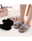 Kobiety kapcie zimowe buty płaskie słodkie kapcie domu kobieta buty wewnętrzne futro ciepłe miękkie Slip On czarny różowy szary 