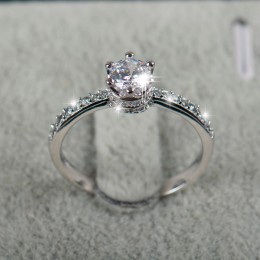 2018 nowy projekt moda biżuteria luksusowe kobiety pierścionek zaręczynowy 925 sterling srebrny 5A cyrkon ślub korony pierścieni