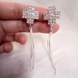 Grace Jun New Arrival Rhinestone kryształowe Tassel klip na kolczyki nie przebite dla dziewczyna Party nie muszka do uszu kolczy