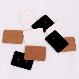 100 sztuk 2.5x3.5 cm papier typu Kraft kolczyk karty powiesić Tag biżuteria wyświetlacz Ear Stud karty Favor etykieta biały czar