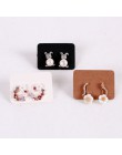 100 sztuk 2.5x3.5 cm papier typu Kraft kolczyk karty powiesić Tag biżuteria wyświetlacz Ear Stud karty Favor etykieta biały czar