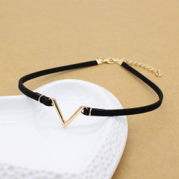 Proste w stylu vintage V list kształt Choker naszyjnik koreański styl Hollow czarna lina aksamitna kołnierz skórzany collier fem